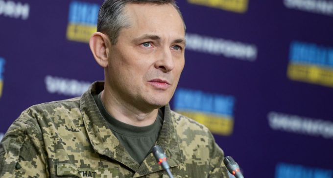 Головний удар РФ вночі був спрямований на один з оперативних аеродромів, – Ігнат