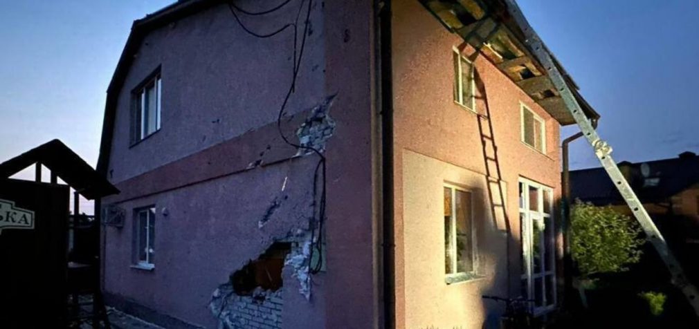 Пошкоджено десятки будинків та авто: на Київщині показали наслідки масованого обстрілу