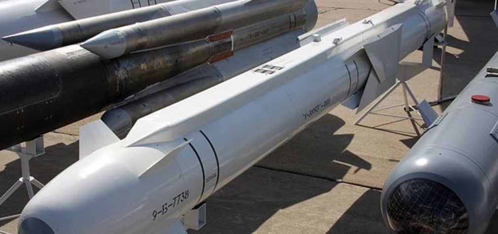 ЗСУ збили новітню бомбу-ракету “Гром-1”: що про неї відомо