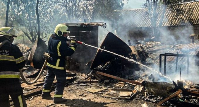РФ атакувала житловий сектор на Харківщині: є жертви, троє постраждалих