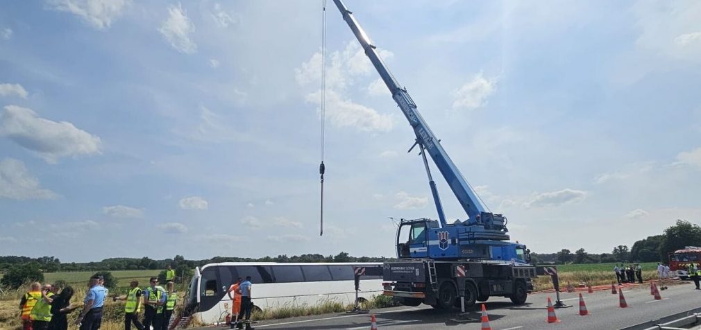 Зеленський розкрив деталі трагічної ДТП у Франції, в якій постраждали діти
