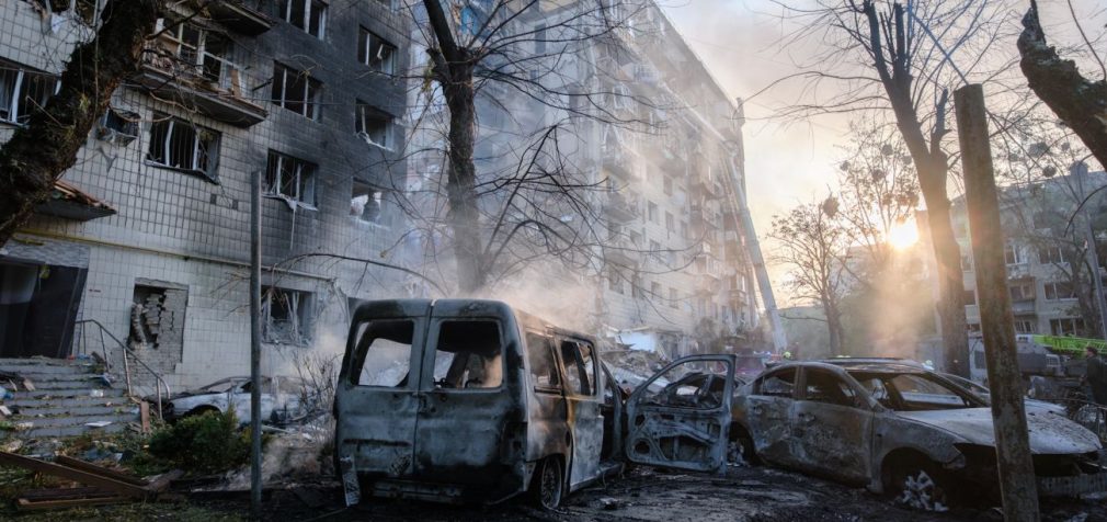 “Врятувала собака”: у Києві хлопець вижив під час атаки РФ завдяки улюбленцю
