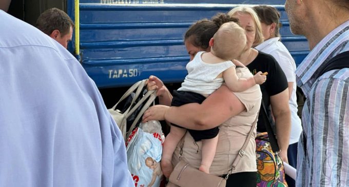 Комфорт навіть у плацкарті? Що змінилось у поїздах УЗ і як знайти вагон з кондиціонером