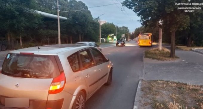 У Дніпрі водій у стані сп’яніння потрапив у ДТП: патрульні склали матеріали на чоловіка