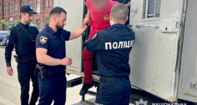 У Дніпрі судитимуть 23-річного чоловіка, який наніс тяжкі тілесні ушкодження містянину