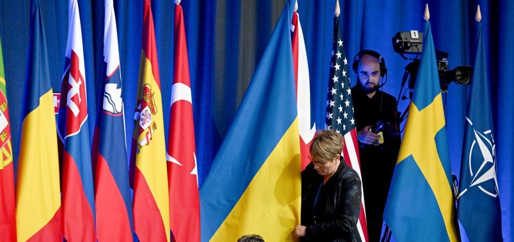 У комюніке саміту НАТО не буде обіцянки прийняти Україну, – Bloomberg