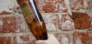 Вдарив скляною пляшкою по голові: у Дніпрі судитимуть чоловіка за побиття знайомого