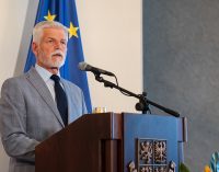 Президент Чехії пояснив скорочення програми саміту НАТО
