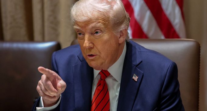 Трамп пригрозив Іспанії через відмову підвищувати оборонні витрати: “Заплатять подвійно”