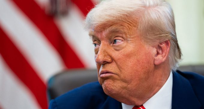 США можуть вперше втрутитися у конфлікт Ізраїлю та Ірану: що сказав Трамп