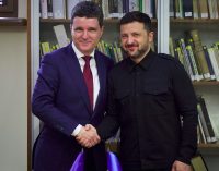 Зеленський анонсував візит нового президента Румунії в Україну