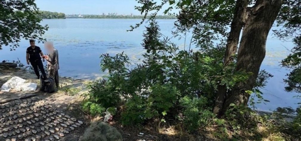 Виловив риби на майже 200 тисяч гривень: у Самарському районі Дніпра затримали браконьєра