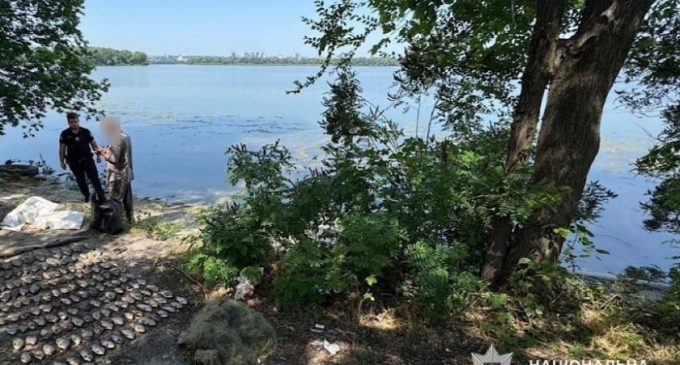 Виловив риби на майже 200 тисяч гривень: у Самарському районі Дніпра затримали браконьєра