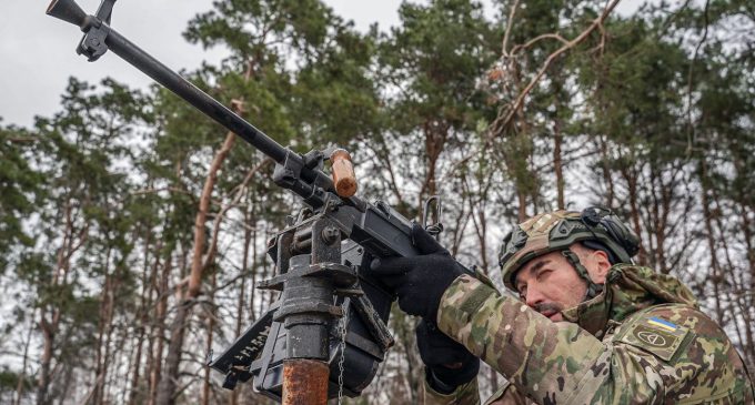 Армія РФ атакувала Україну сотнями дронів та трьома видами ракет: ППО знищила 90% цілей