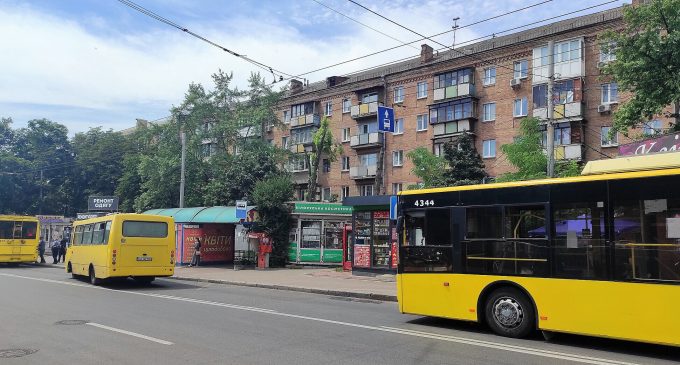 Через атаку РФ у Києві ускладнений рух низкою вулиць