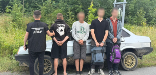 Заплатили по 8 тисяч доларів: чоловіки з Дніпропетровської області намагалися втекти з України