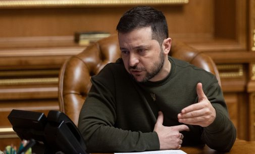 Зеленський обговорив з Макроном постачання ракет до ППО та підготовку пілотів Mirage