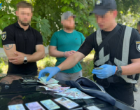 У Запоріжжі затримано чоловіка за вимагання грошей у родини загиблого військовослужбовця