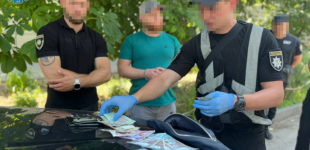 У Запоріжжі затримано чоловіка за вимагання грошей у родини загиблого військовослужбовця