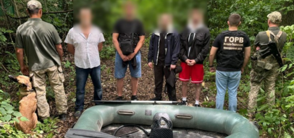 Тікали з України на надувному човні: серед ухилянтів жителі Запоріжжя