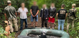 Тікали з України на надувному човні: серед ухилянтів жителі Запоріжжя