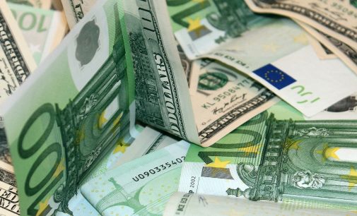 Українці збільшили купівлю іноземної валюти в банках – НБУ