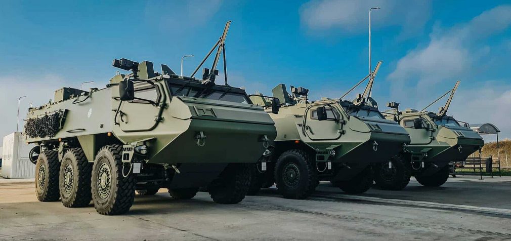 Латвія передасть Україні 42 БТР Patria та іншого військового обладнання