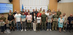 63 ветерани та родини полеглих захисників з Дніпропетровщини отримали сертифікати на придбання житла
