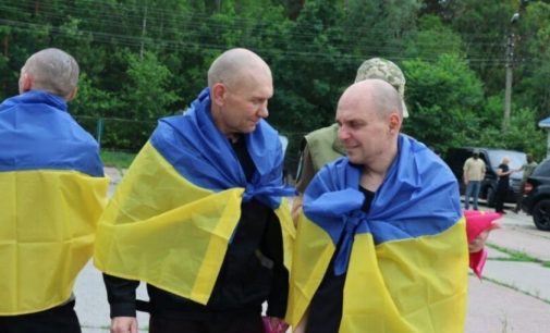 Додому повернулися 5 військовополонених з Дніпропетровщини