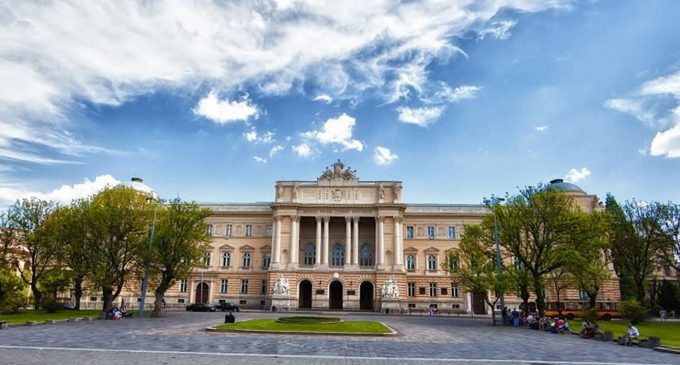 Вартість вищої освіти 2025: скільки коштує навчання у ЛНУ ім. І. Франка