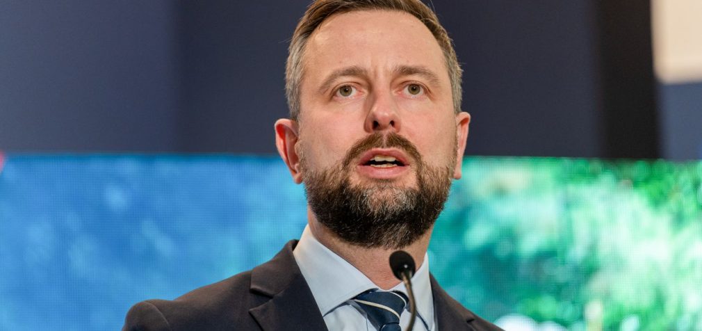 Польща розчарована: у Варшаві відреагували на паузу США в постачанні зброї Україні