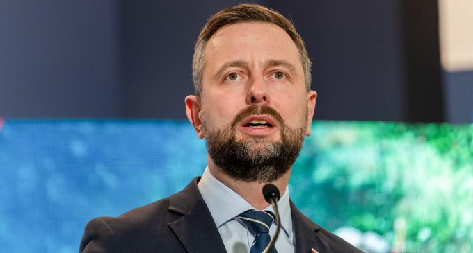 Польща розчарована: у Варшаві відреагували на паузу США в постачанні зброї Україні