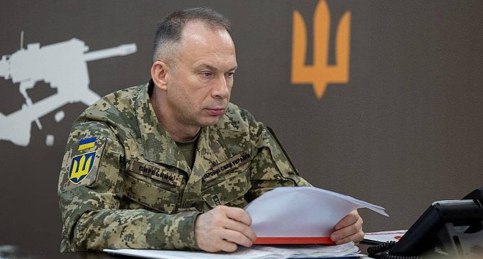 Сирський заборонив скупчення військових та техніки у навчальних центрах