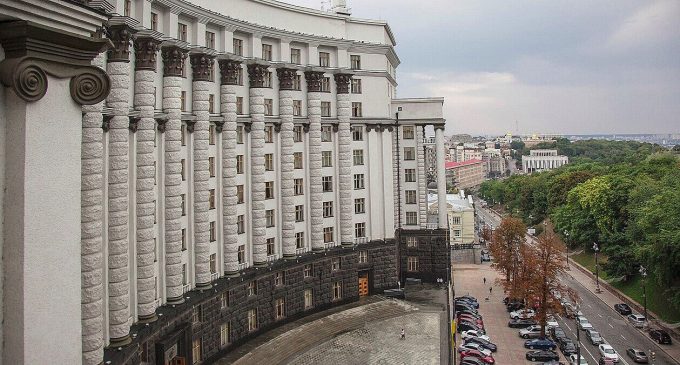 Кадрові зміни у Кабміні: які перестановки планують