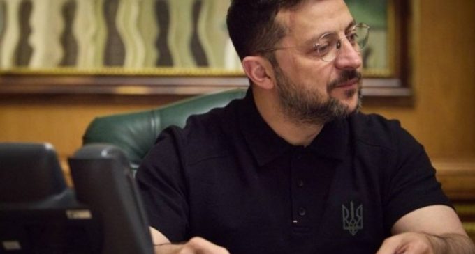 Відтепер кожен українець може мати паспорти кількох держав: Президент підписав закон про множинне громадянство