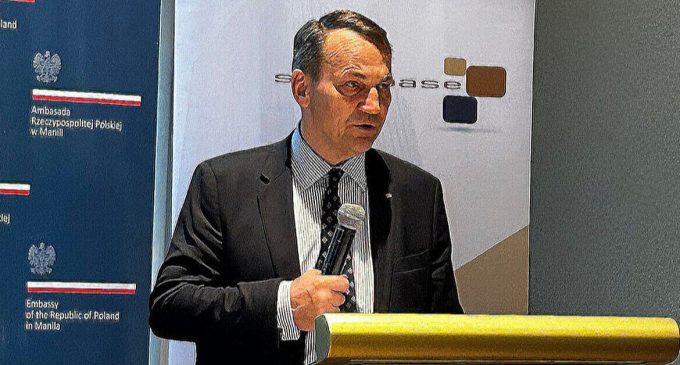 Сікорський прокоментував домовленість США та НАТО щодо закупівлі зброї для України